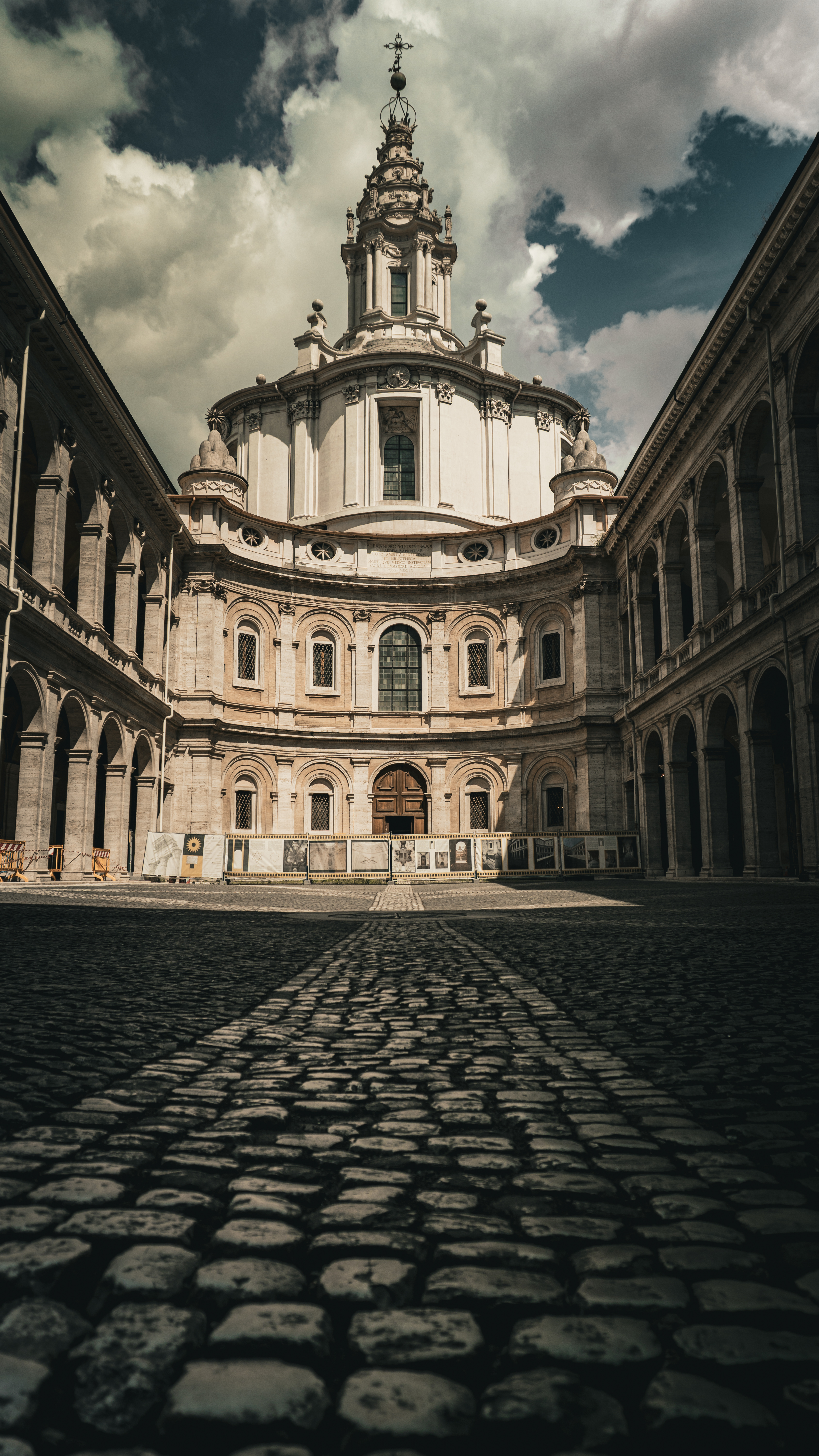 Persona che scatta una foto